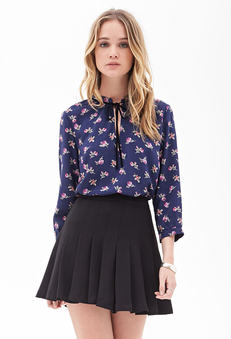 Forever 21 Spotted Floral Blouse in Blue | Lyst