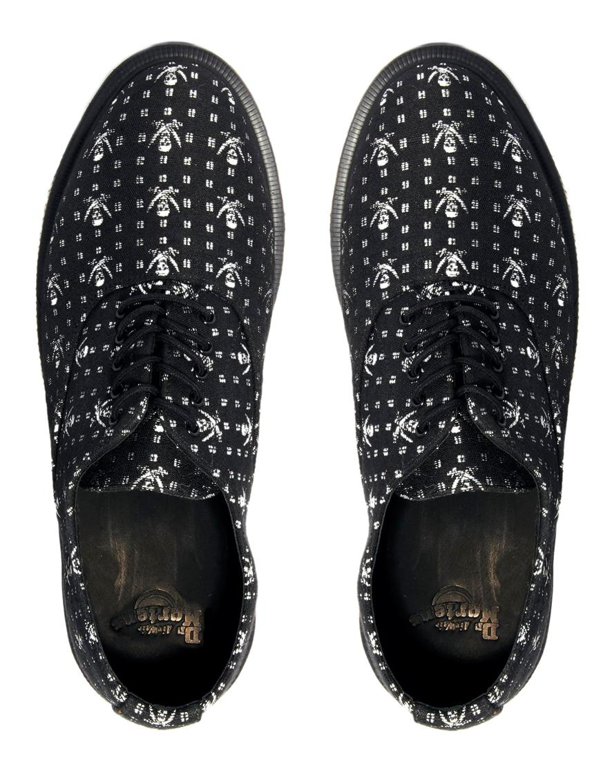 doc martens skull shoes
