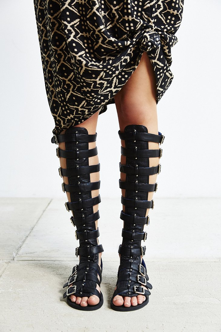 Jeffrey Campbell Izmir Gladiator Sandal in Black | Lyst