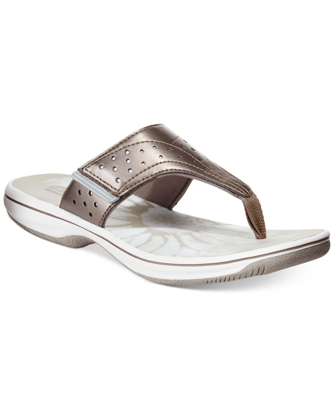 clarks brinkley star flip flop