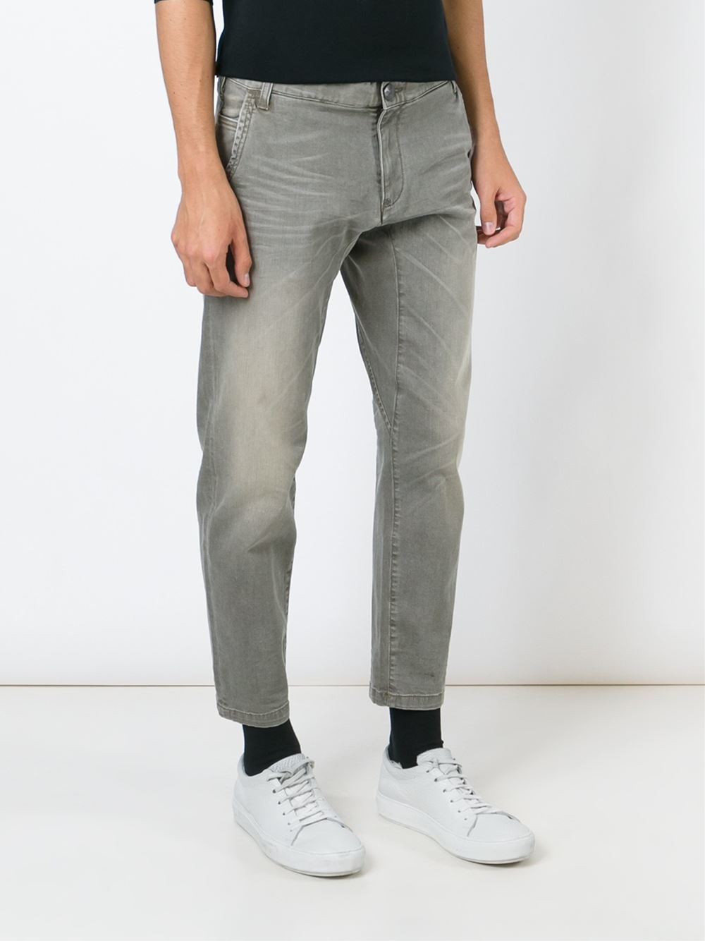 mens grey tapered jeans