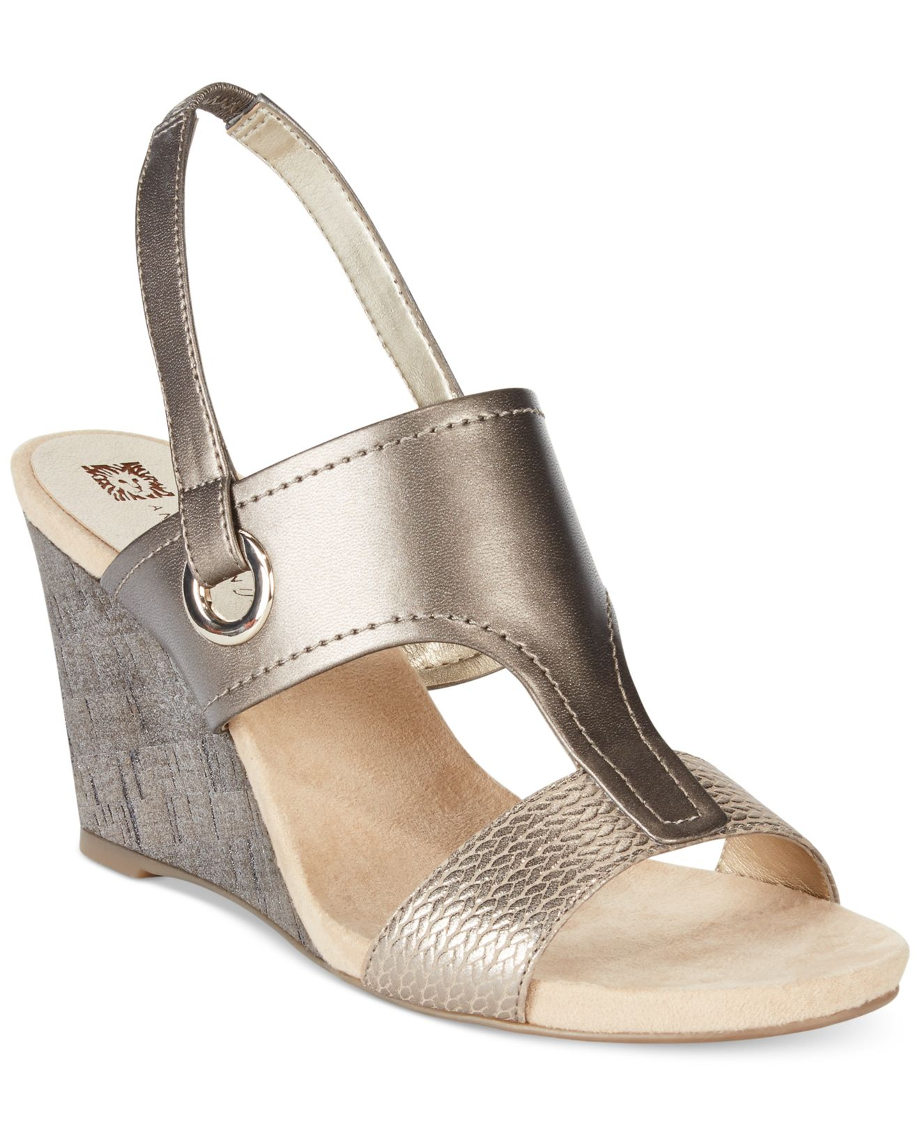 Anne Klein Leni Wedge Sandals in Pewter (Metallic) - Lyst