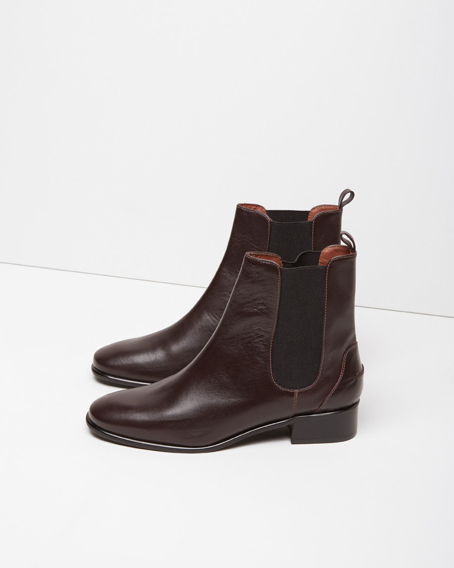 comey boots comey thora leather chelsea boots in purple lyst comey boots comey thora leather chelsea boots in purple lyst