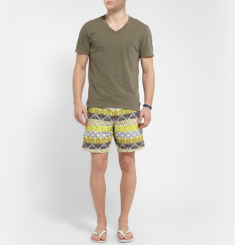 mens white havaianas