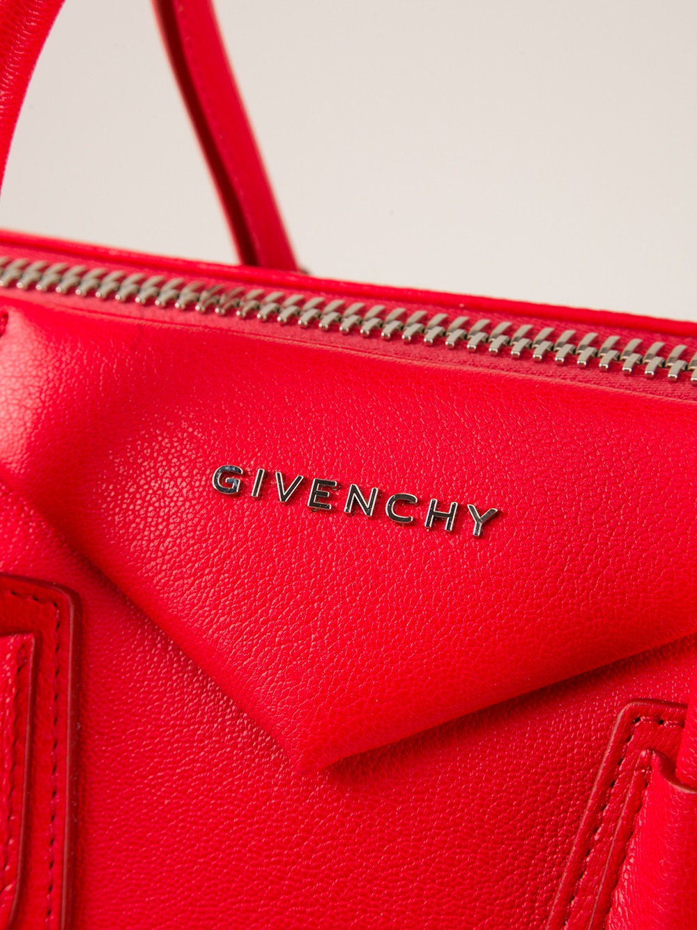 givenchy red medium antigona