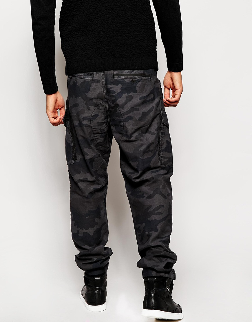 Star Cargo Trousers Rovic Tapered Camo Print in Black for Men | Lyst