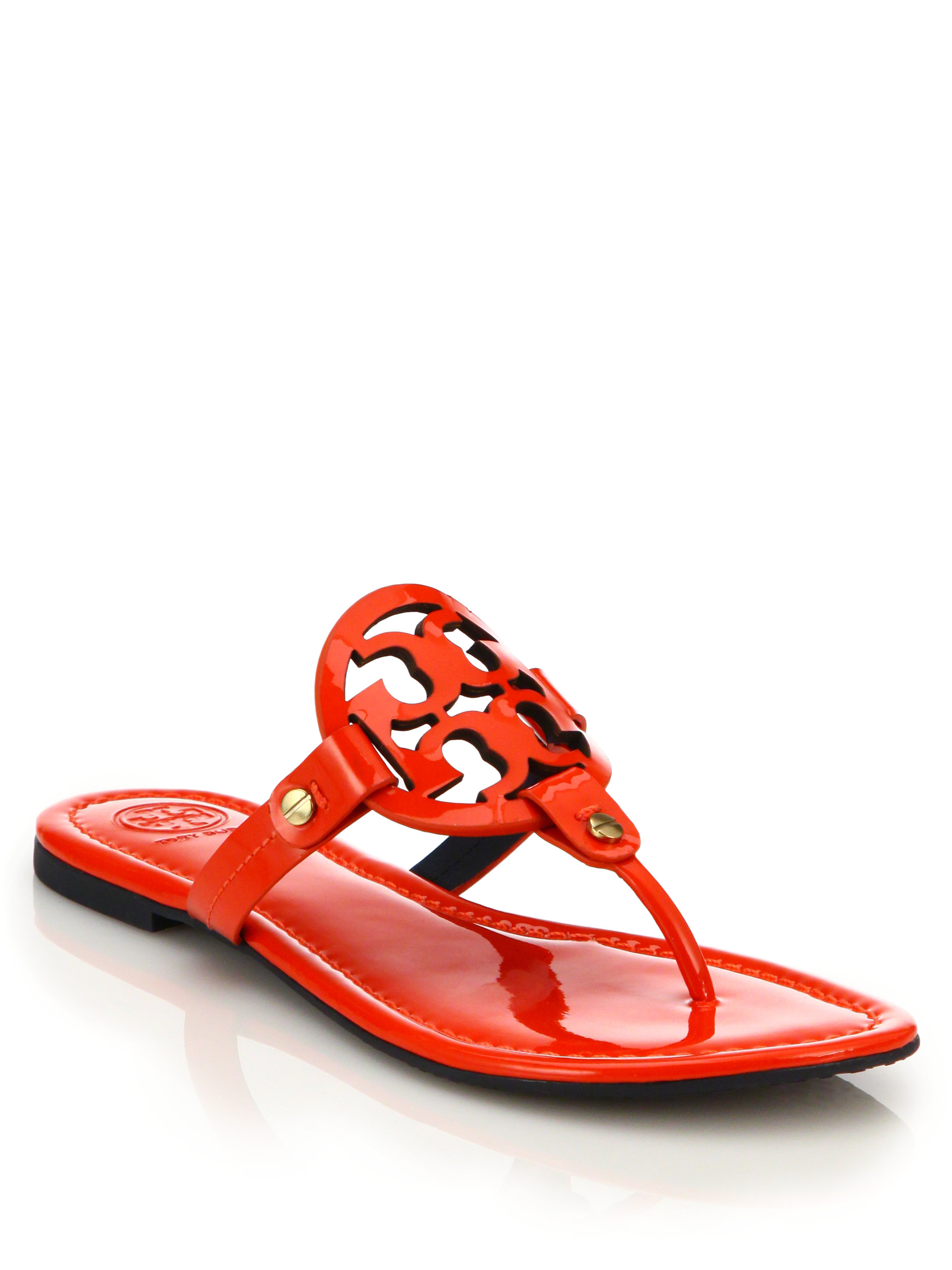 Tory Burch Miller Patent Leather Logo Thong Sandals in Orange | Lyst