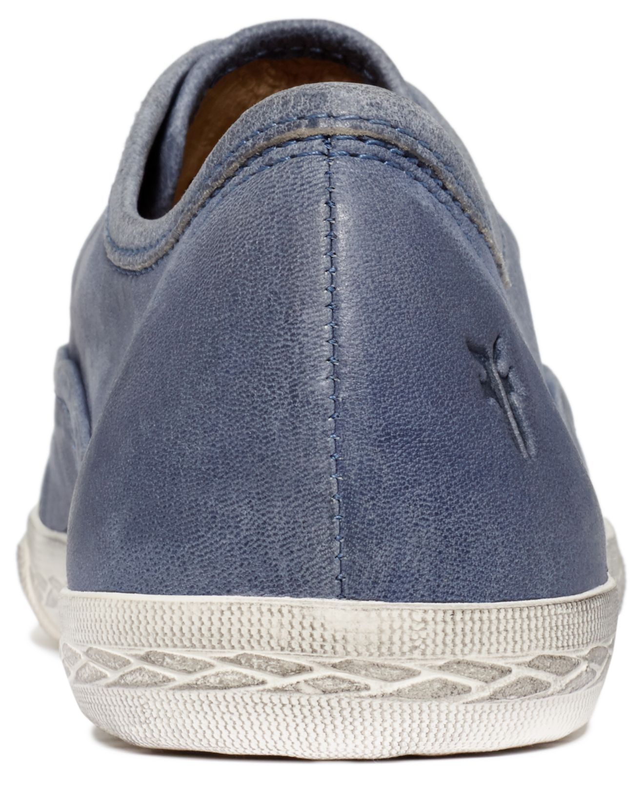 on cloud white mens sneakers