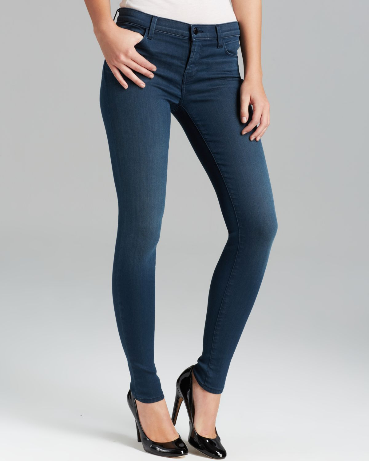 j brand 620 mid rise super skinny jeans