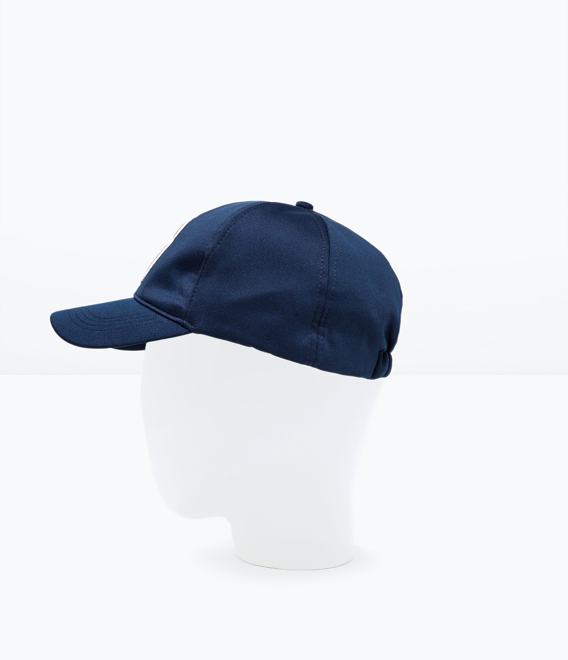 materials for zara cap