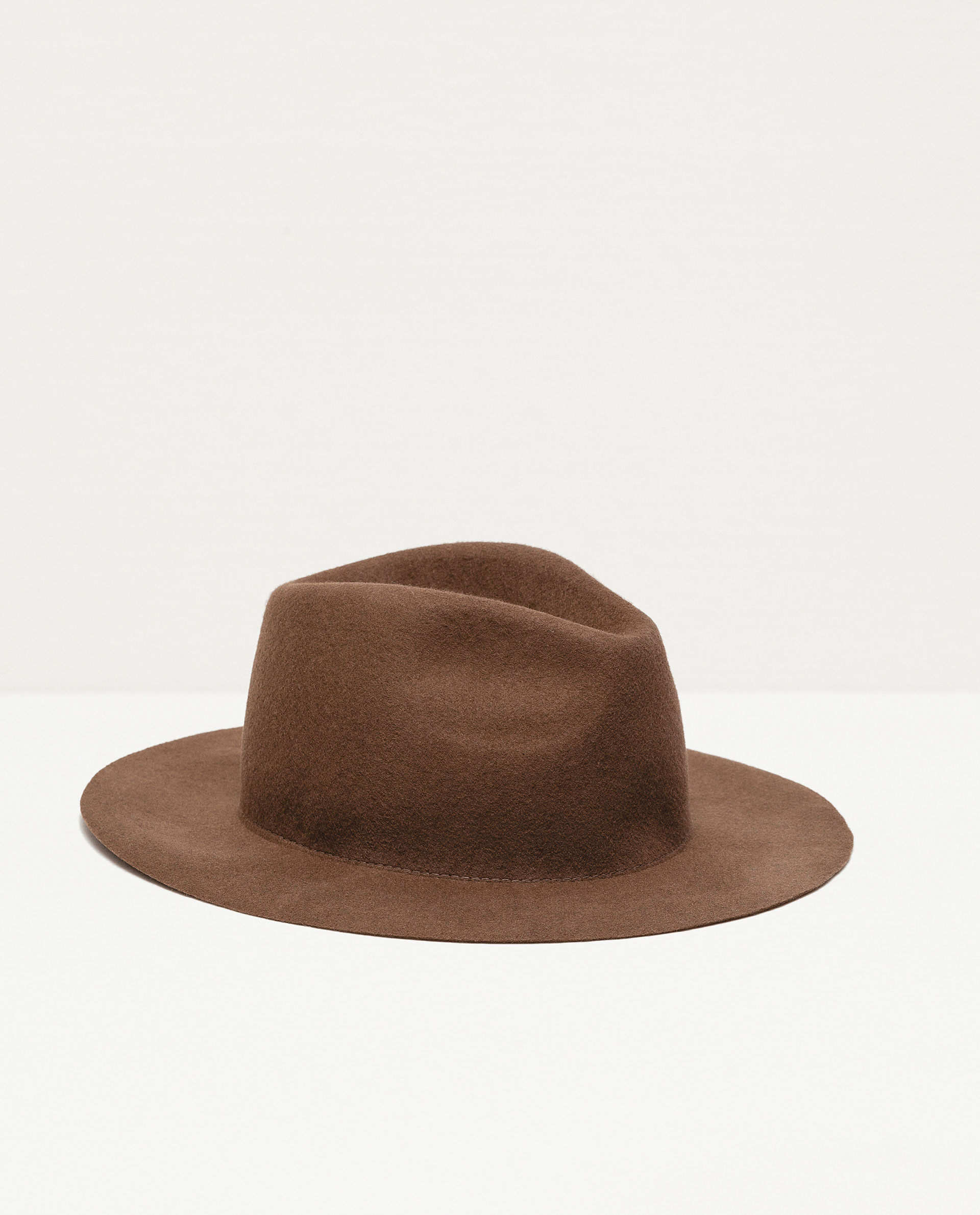 materials for zara cap