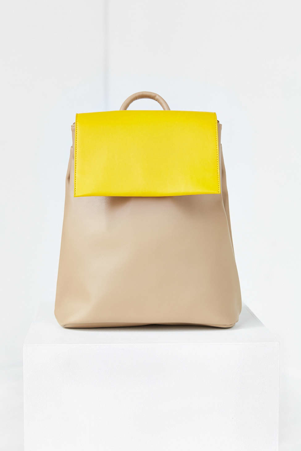 kimchi blue backpack