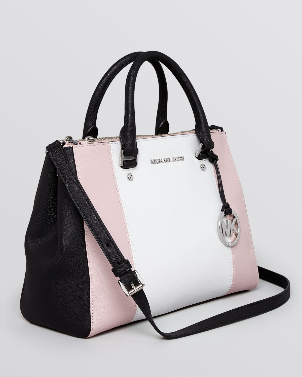kelly pochette