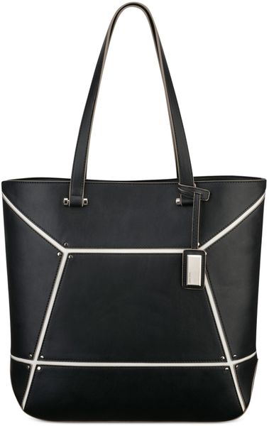 Nine West Nailed It Tote in White (BLACKSNOW PETAL)