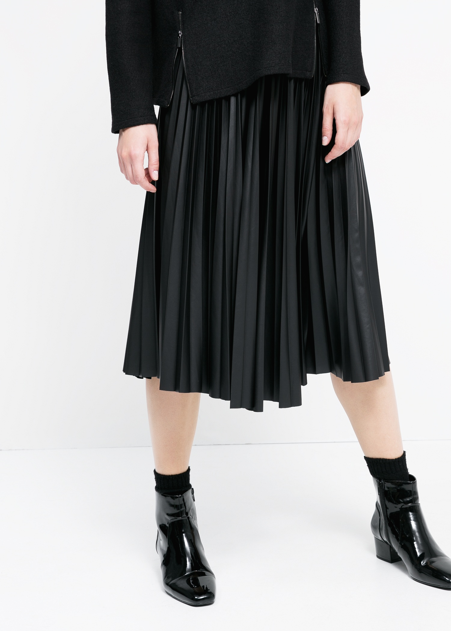Mango Pleated Midi Skirt in Black - Lyst