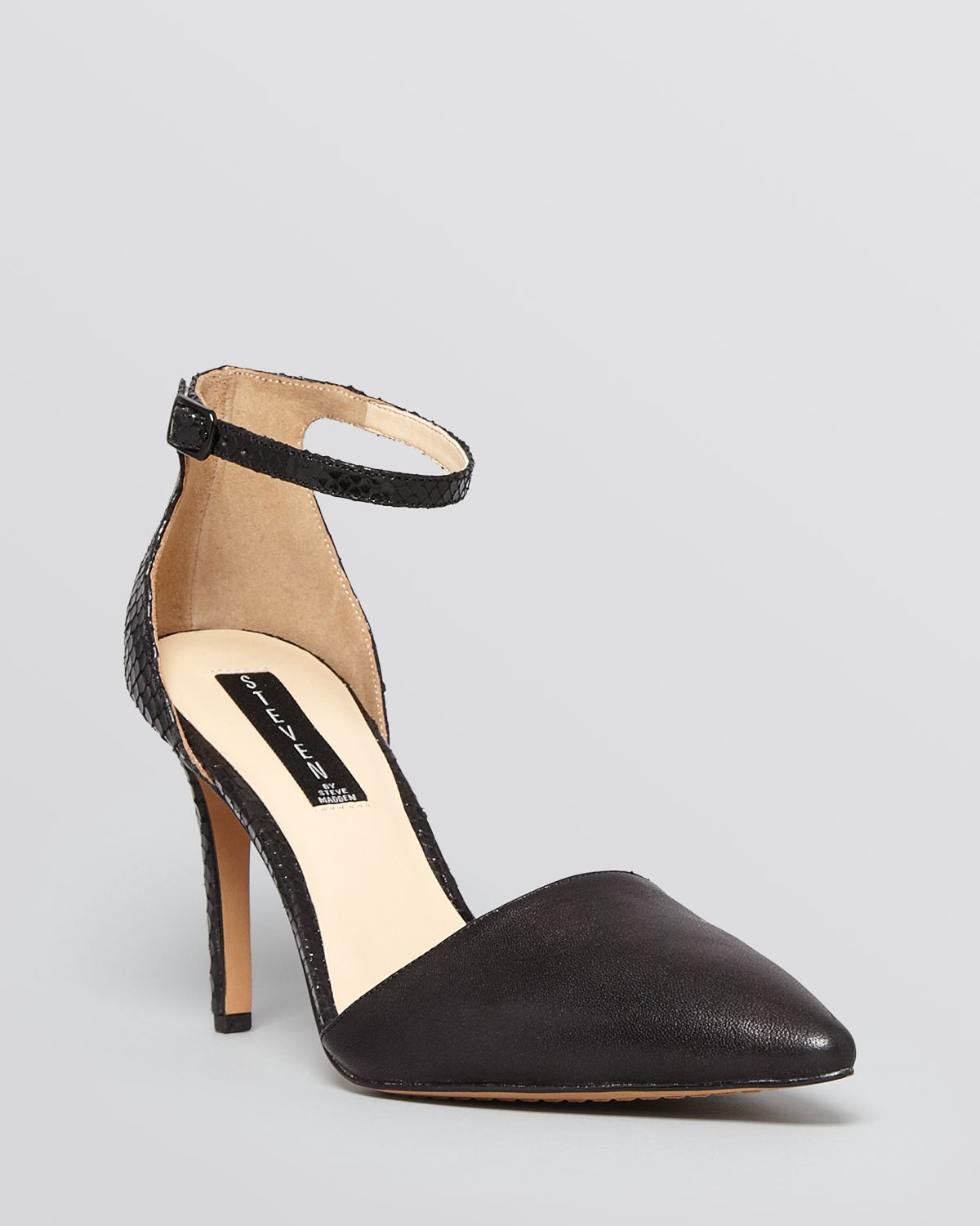 steve madden black pointed toe flats
