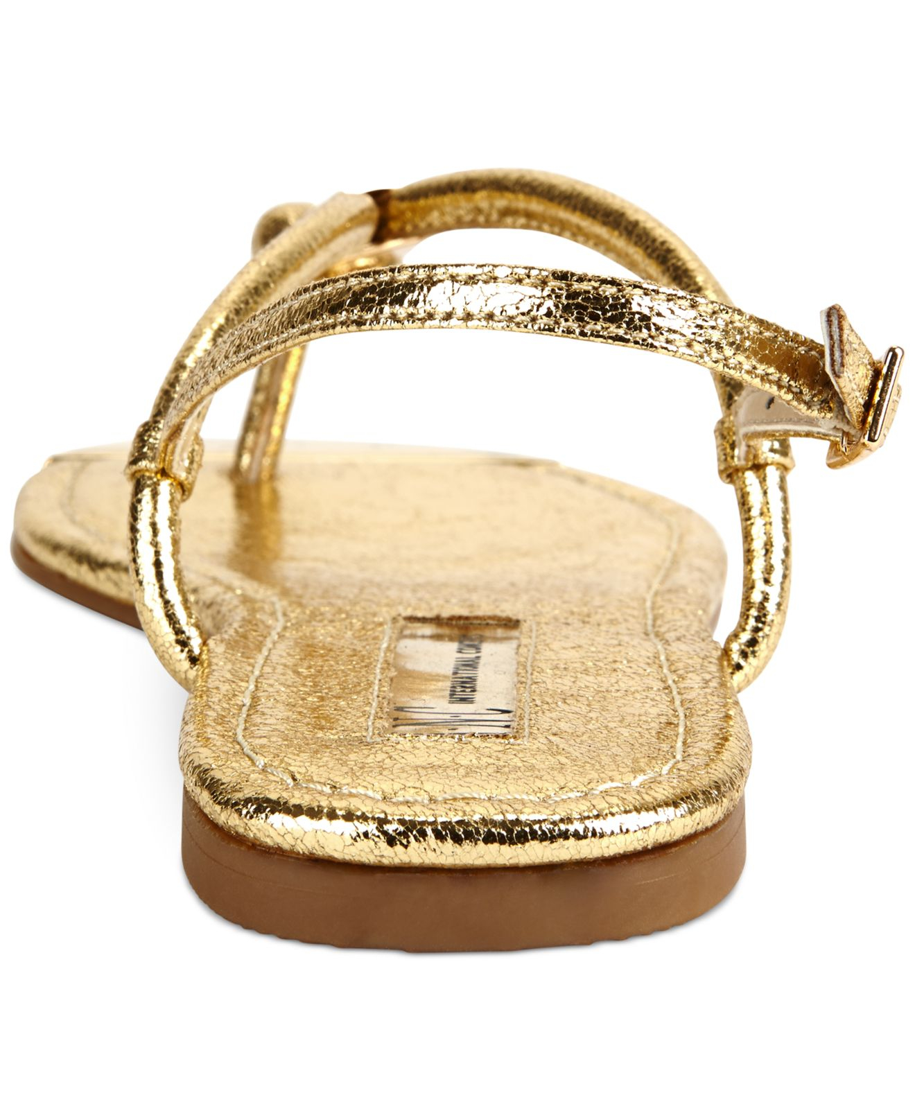 INC International Concepts Women'S Moirah Flat Thong Sandals in Paris Gold (Metallic) - Lyst