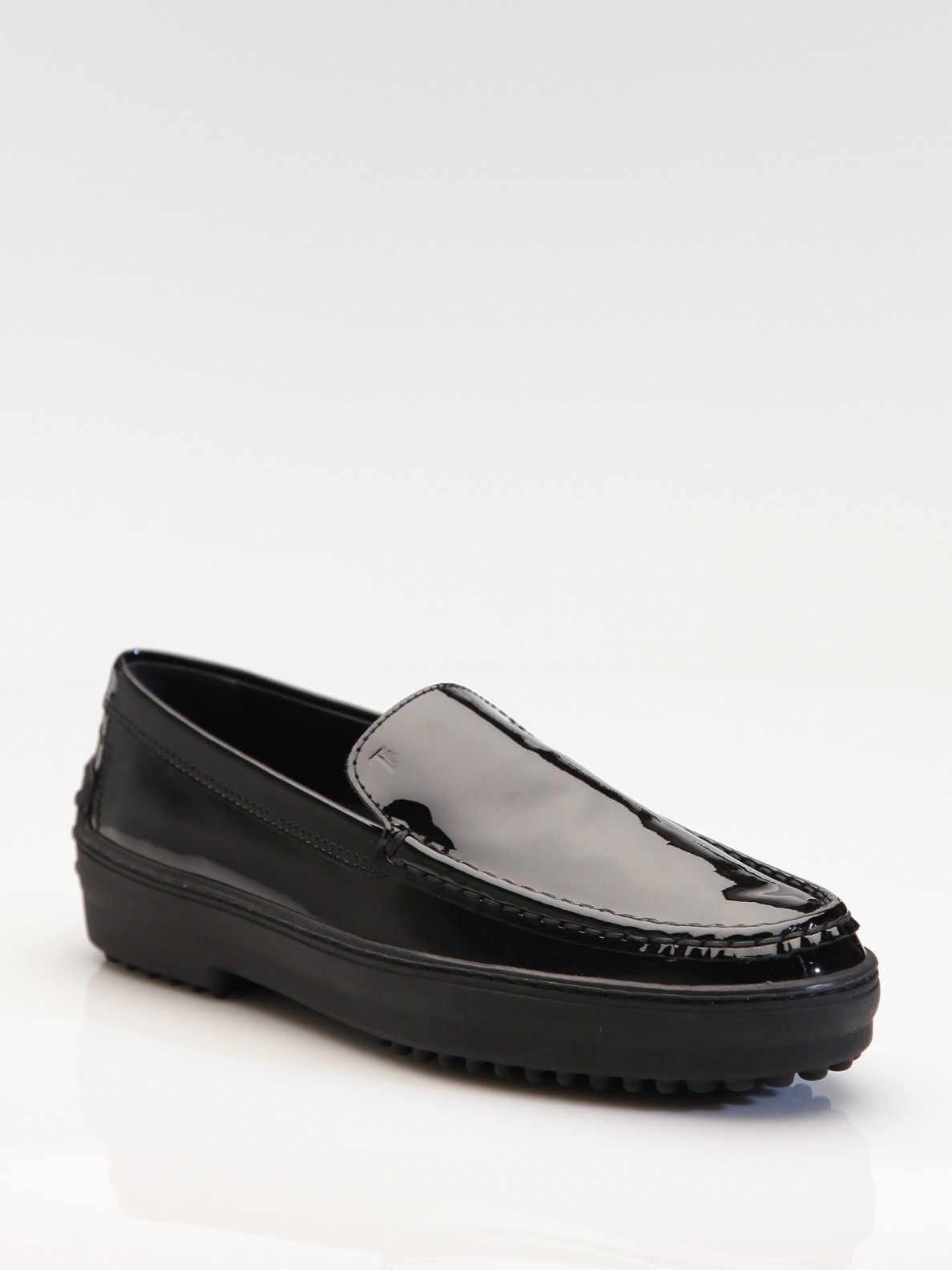 Tod's Patent Leather Loafers in Black - Lyst