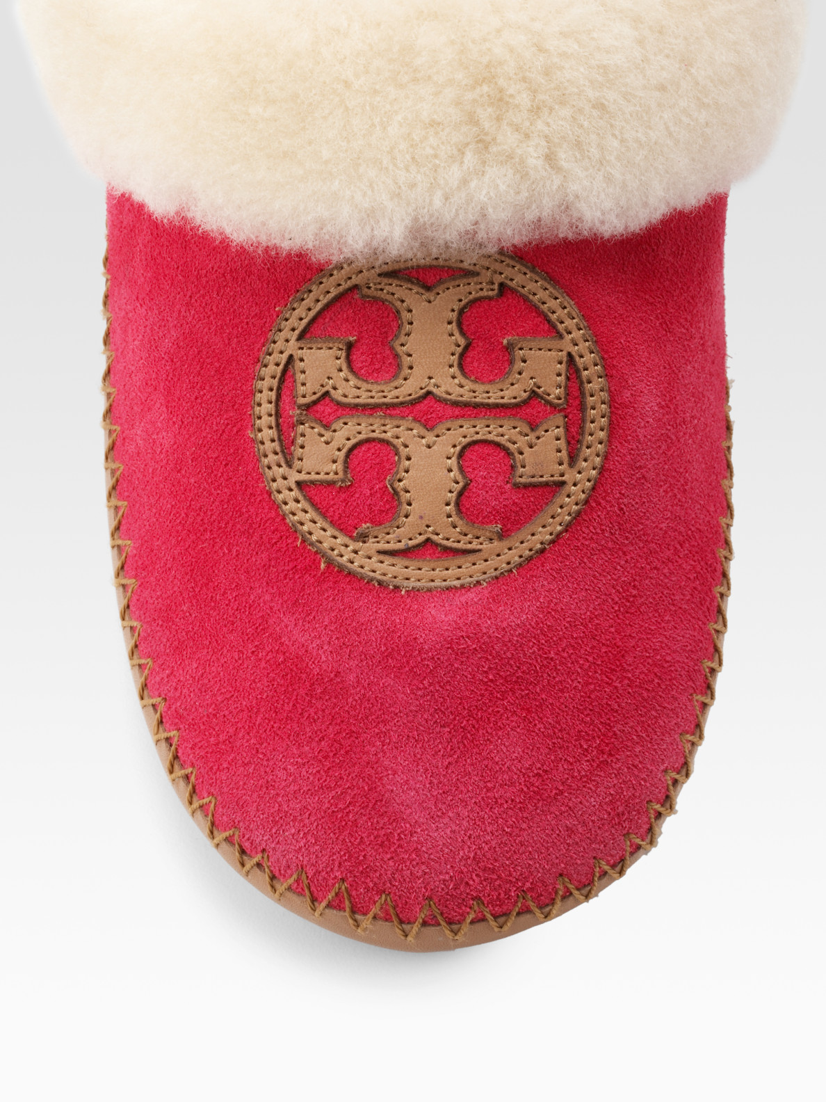 Tory Burch Coley Shearling Slippers in Natural | Lyst