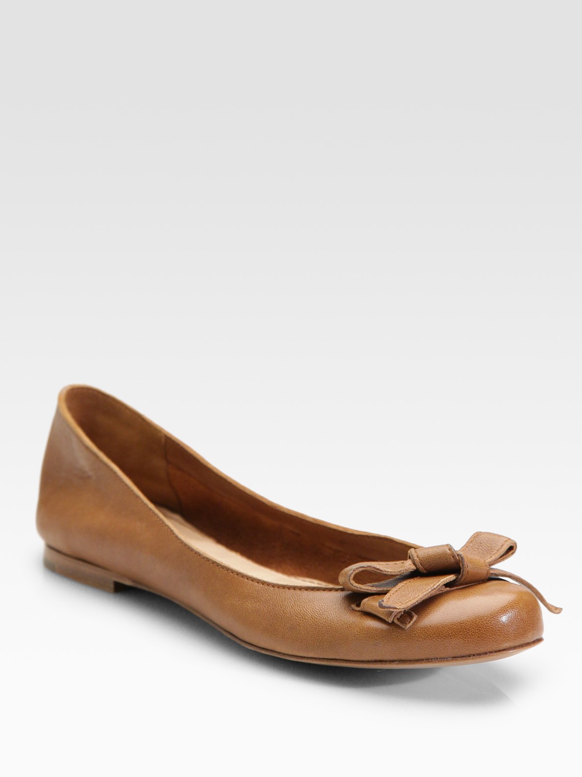 flats with bows on the back