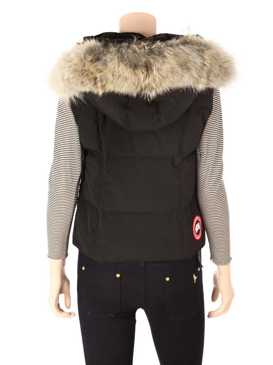 Canada goose Icicle Fur Hood Vest in Black | Lyst