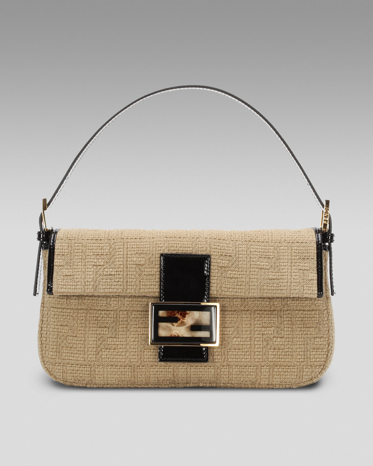 fendi baguette raffia