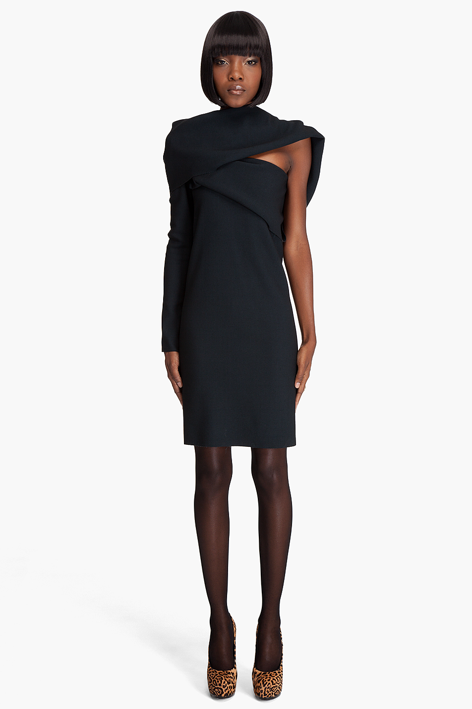 Plus Size Midi Dress - Three Quarter Sleeves / Black / Teal One Shoulder Dresses and One Shoulder Formal Gowns Wearing a one-shoulder formal gown, single-strap party dress, or prom dress with one shoulder is on trend this season. This trendy fashion style has been rejuvenated and is making waves on the runways and red carpets.
