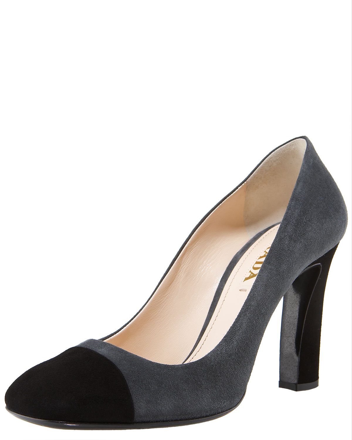 square toe pump