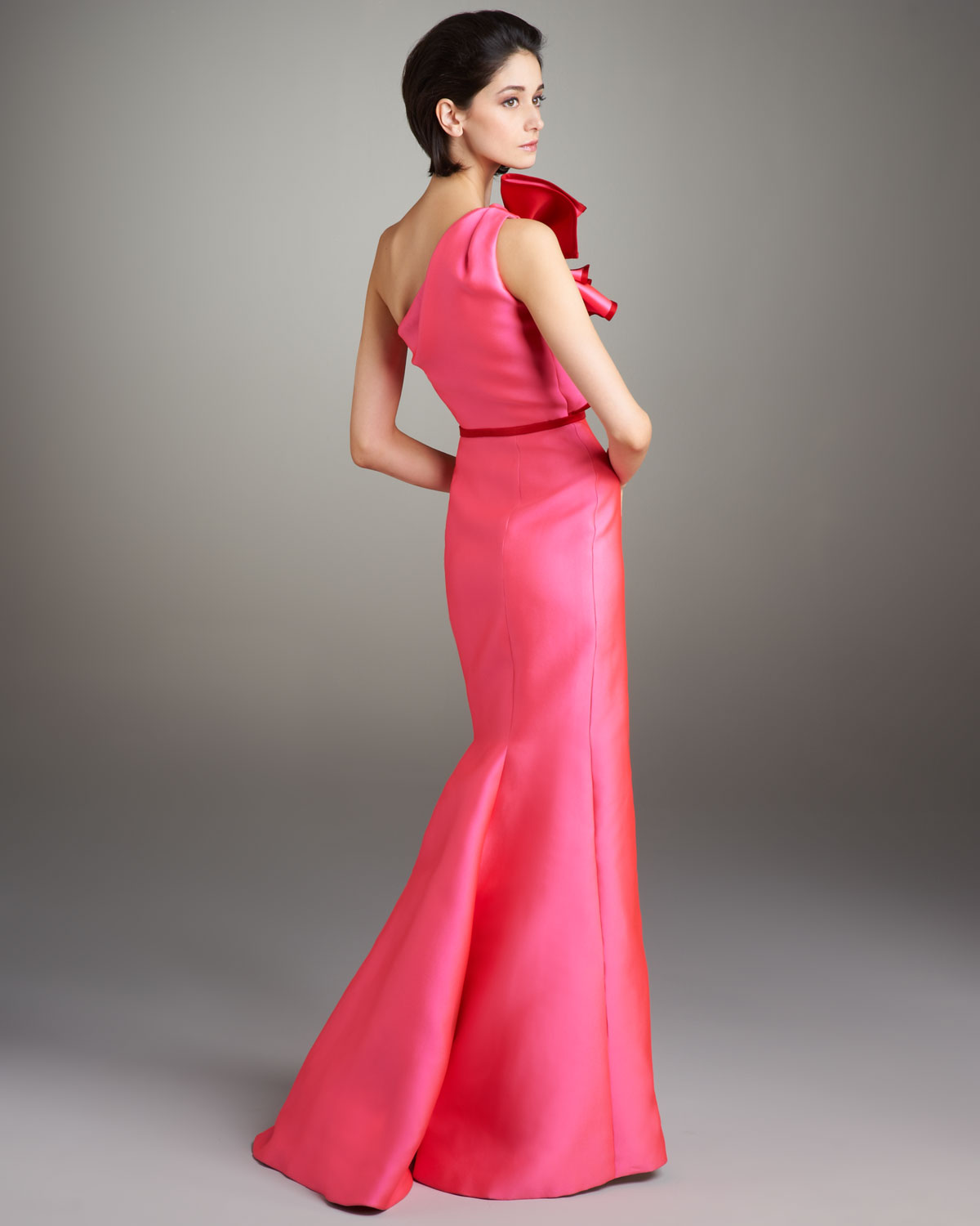Lyst - Carolina Herrera Contrast Bow-shoulder Gown in Pink