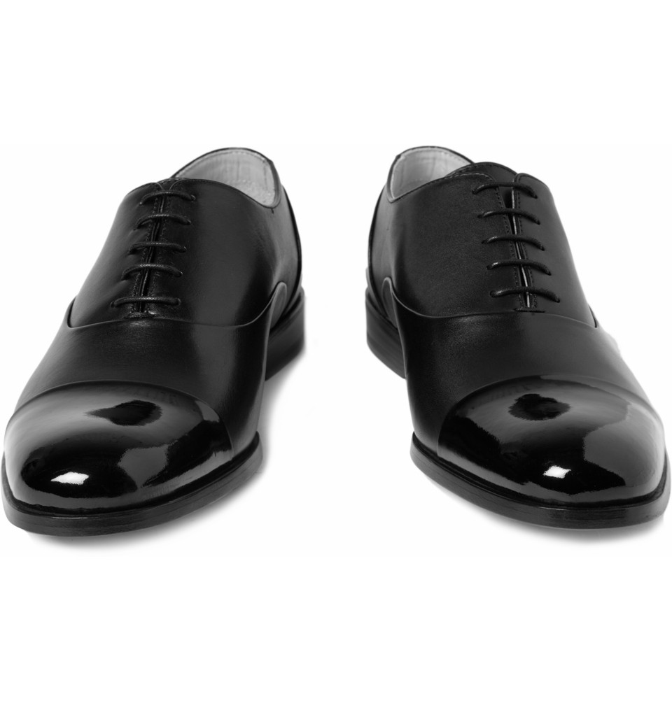 patent toe cap boots