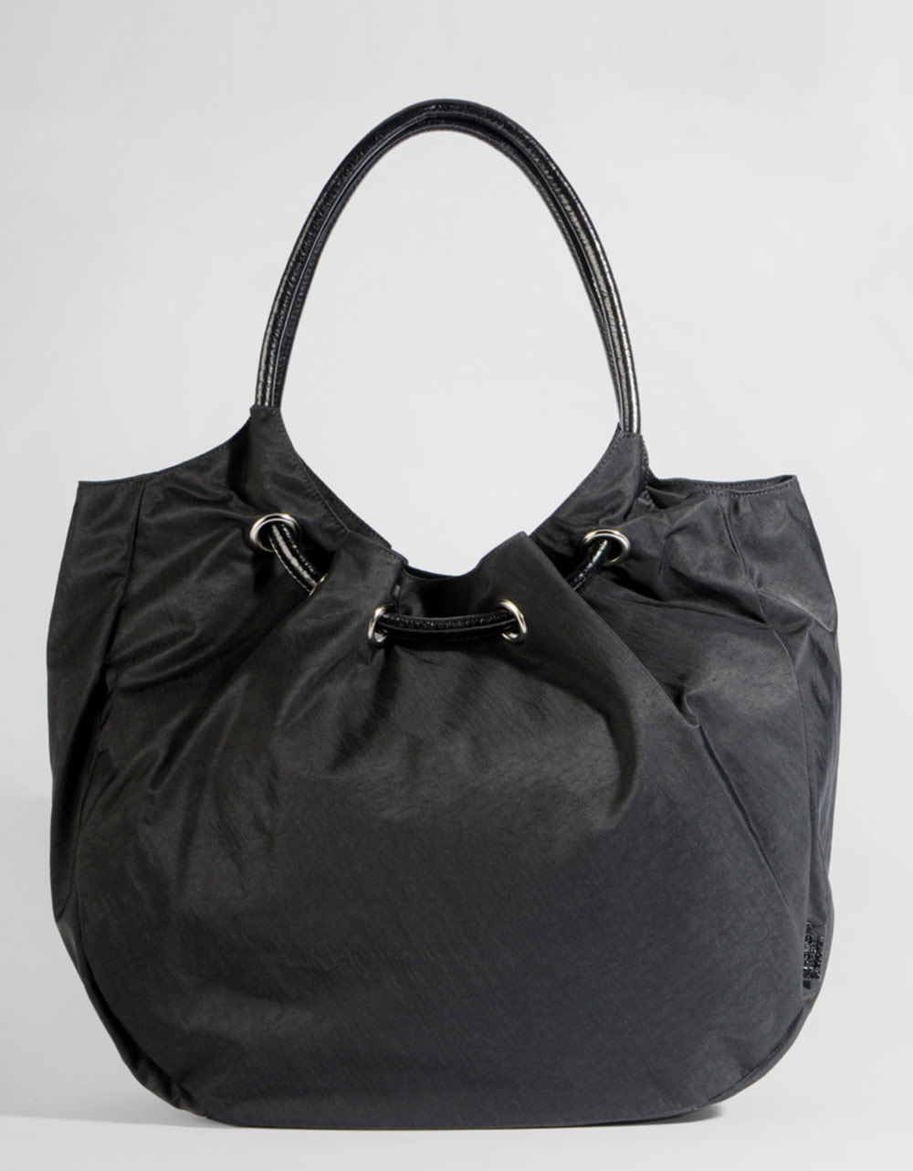 Hobo International Elizabeth Nylon Tote Bag in Black - Lyst