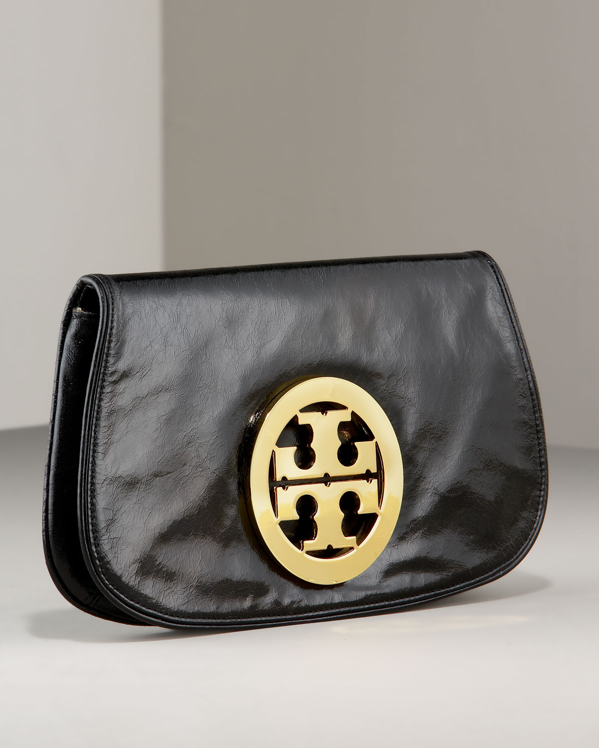tory burch leather clutch