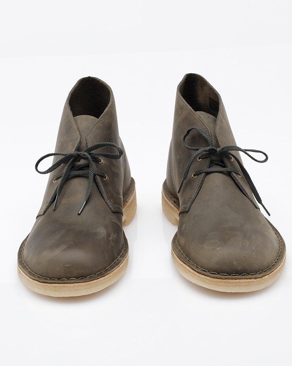 clarks leather desert boots mens