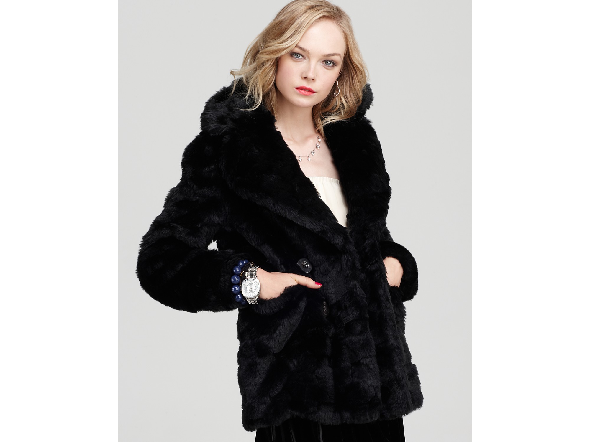 Black Short Fake Fur Coat - Tradingbasis