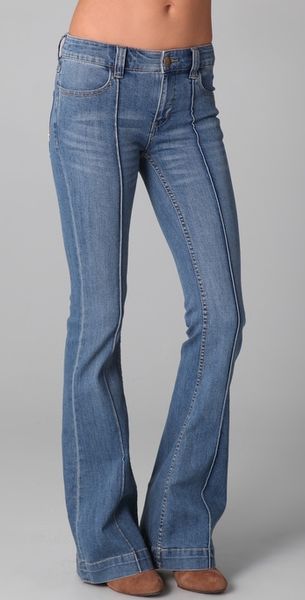 Free People Midrise Pintuck Flare Jeans in Blue | Lyst