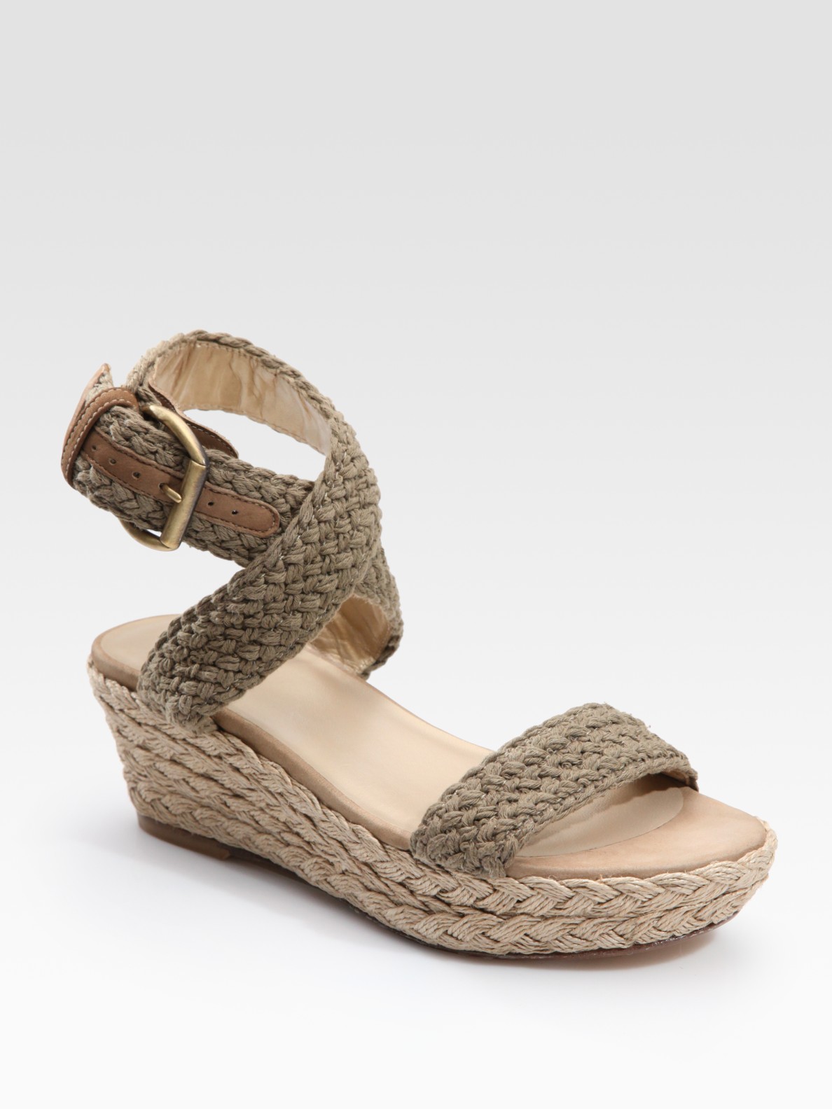 stuart weitzman taupe