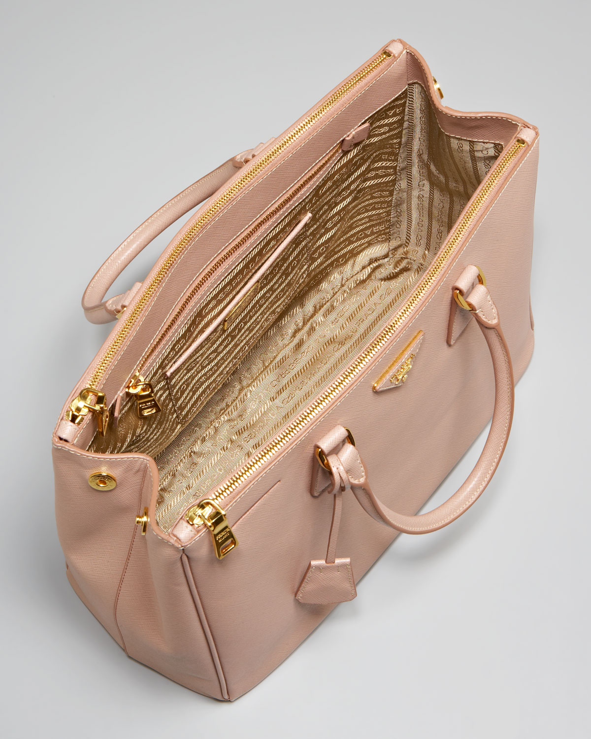 prada saffiano executive tote