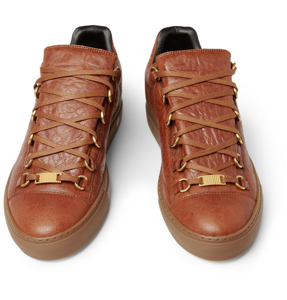 give cafeteria labyrint Balenciaga Arena Creased Leather Sneakers in Brown for Men - Lyst