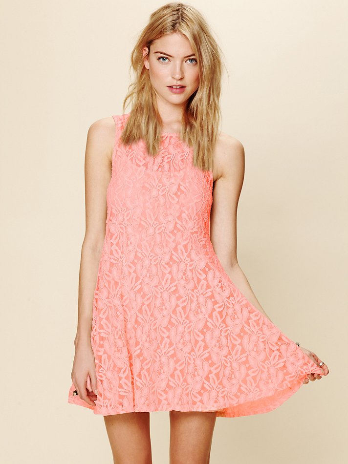 Free People Sleeveless Miles Of Lace Dress in Pink - Lyst