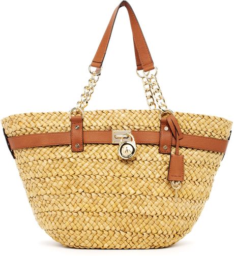 Michael Kors Hamilton Large Straw Tote Luggage in Beige (straw) | Lyst