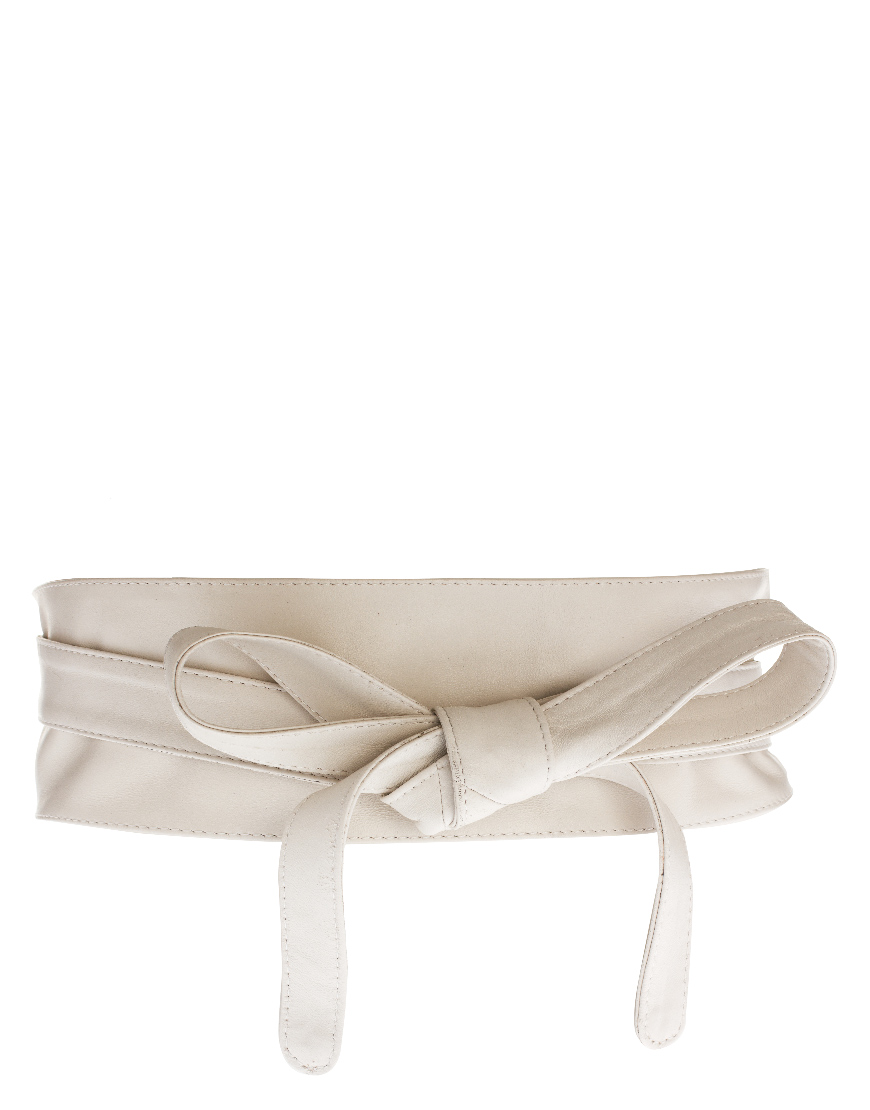 white obi belt