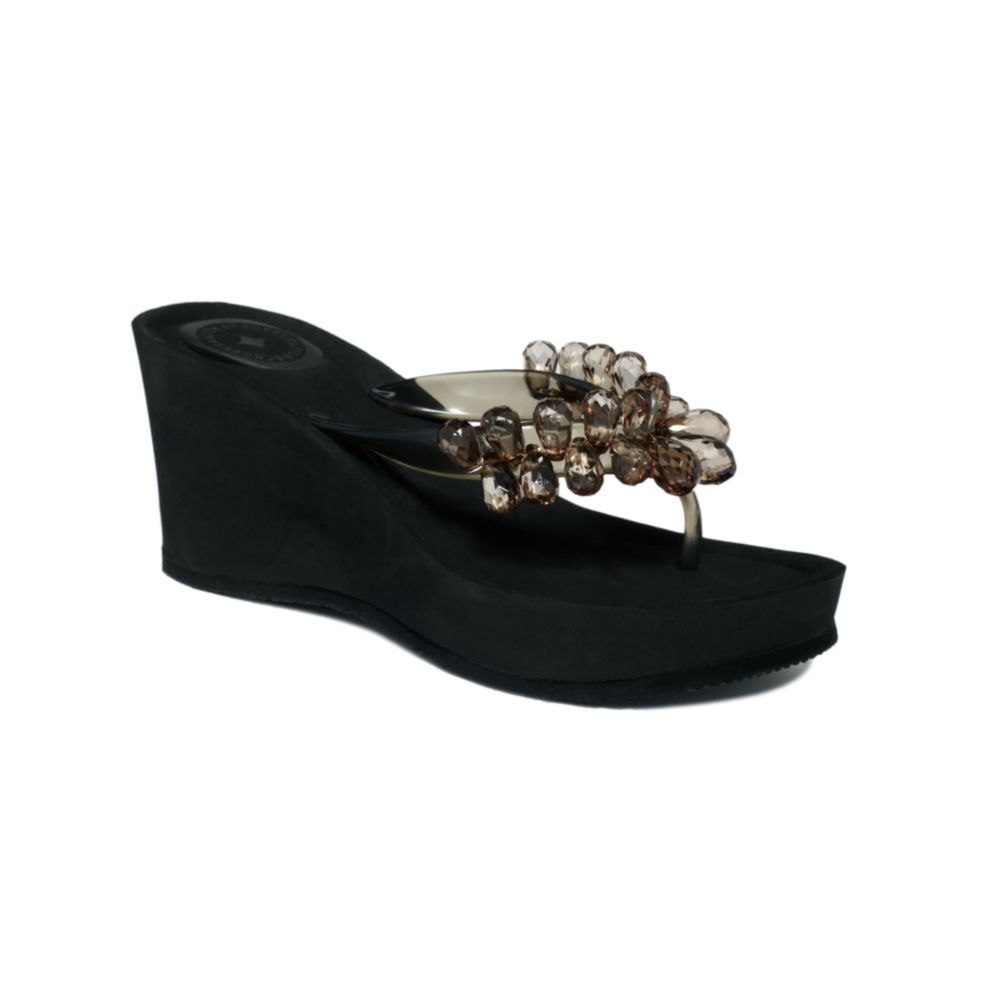 bcbgeneration black wedges