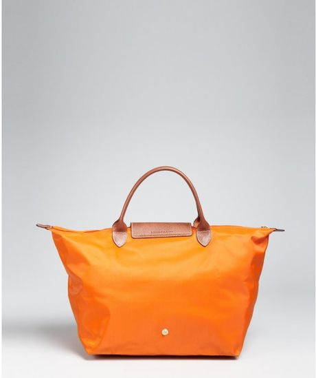 Longchamp Orange Nylon Le Pliage Medium Folding Tote in Orange | Lyst