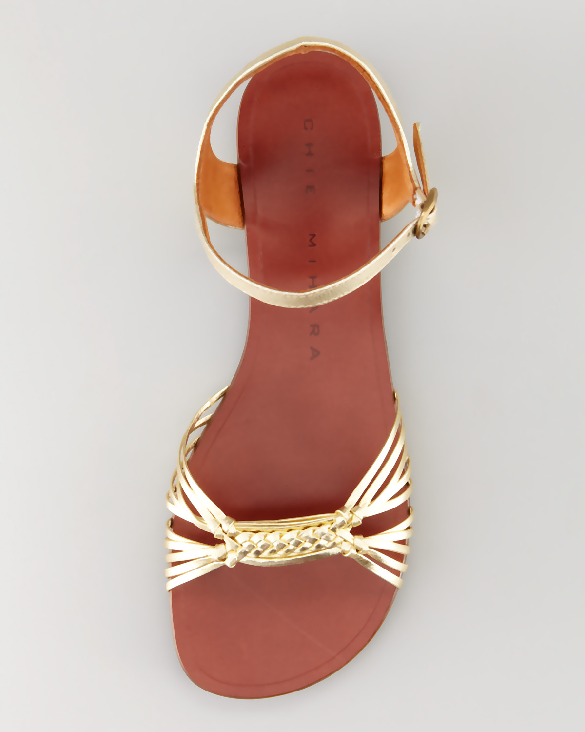 Chie Mihara Wandia Flat Sandal in Gold (Metallic) - Lyst