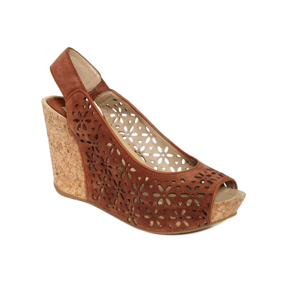 kenneth cole reaction clo elastic wedges