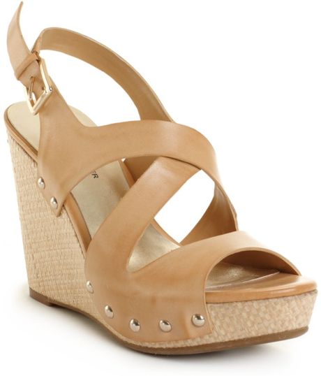 Tommy Hilfiger Morgan Wedge Sandals in Brown (light tan) | Lyst