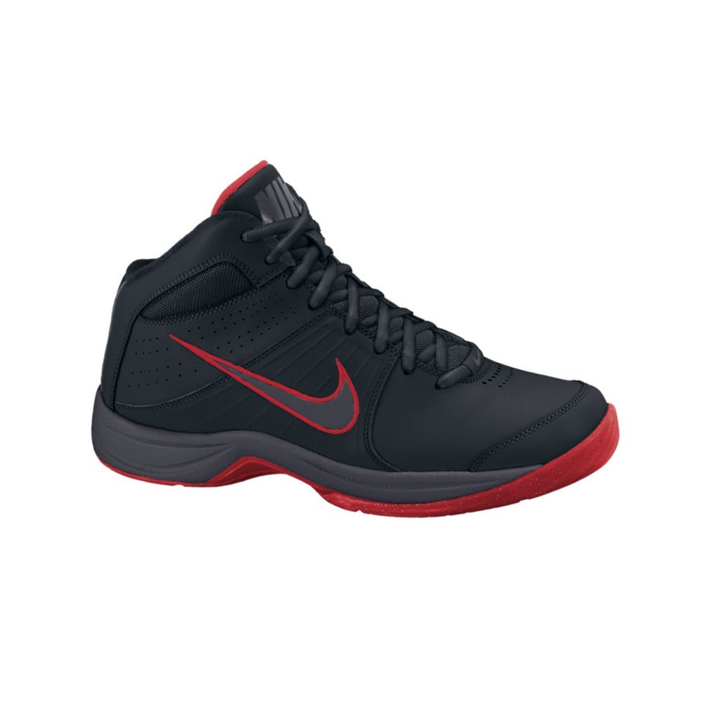 Nike Overplay Vi Sneakers in Black 