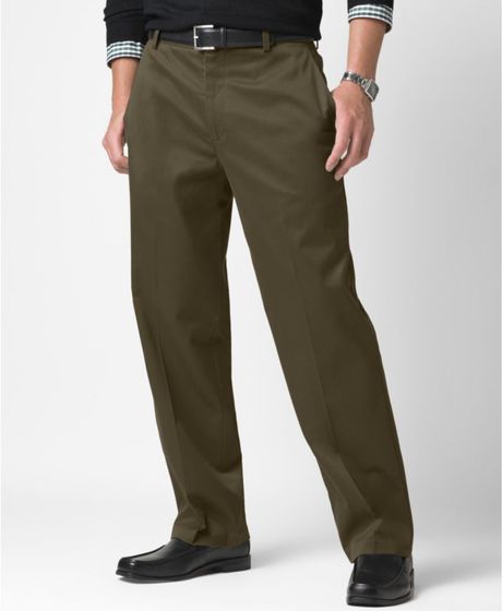 Dockers D3 Classic Fit Signature Khaki Flat Front Pants in Brown for ...