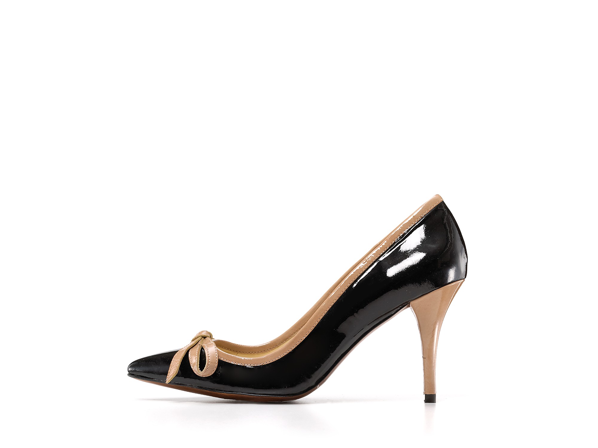 enzo angiolini pumps