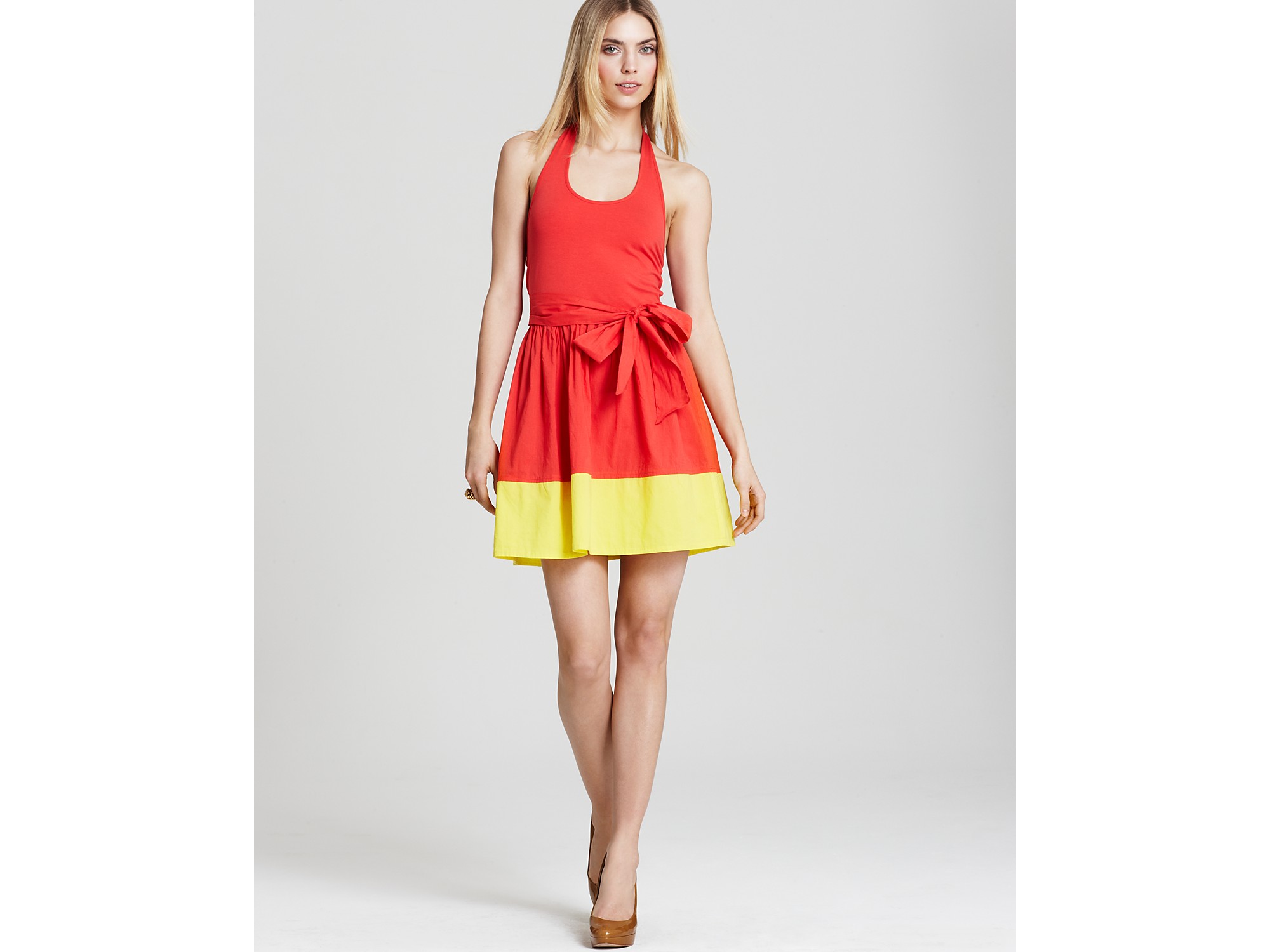 Red and yellow makes what color is the dress Red and yellow makes what color is the dress